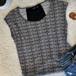 a.n.a Black and White Sleeveless Summer Top Medium